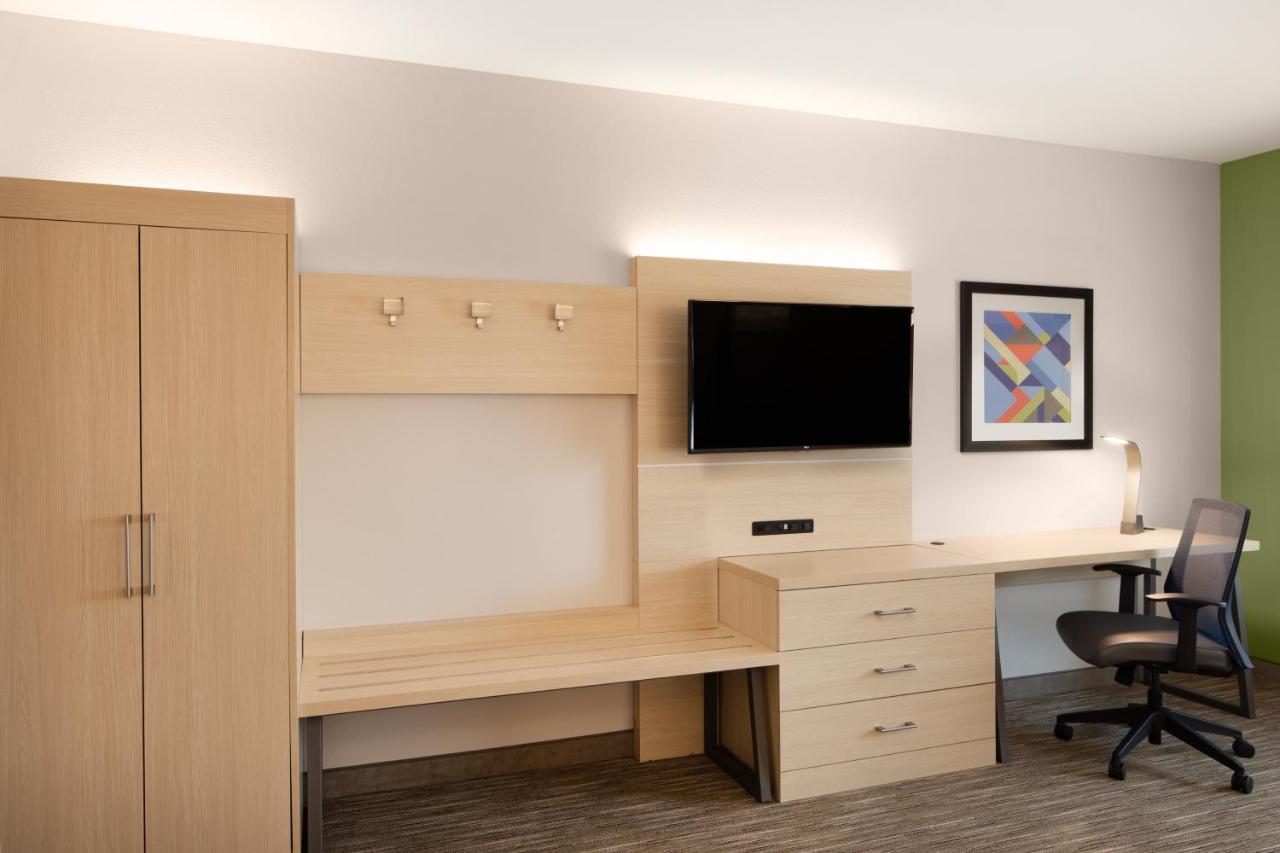 Holiday Inn Express & Suites Ft Myers Beach-Sanibel Gateway By Ihg Fort Myers Beach Buitenkant foto
